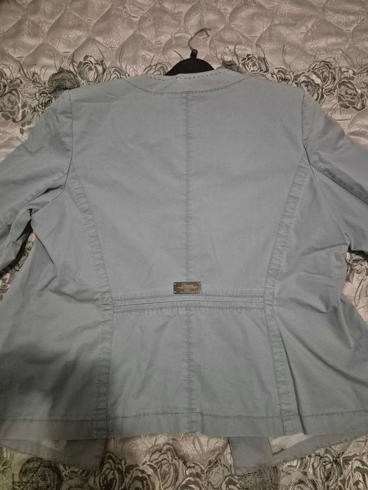 Сако и пола на Danini