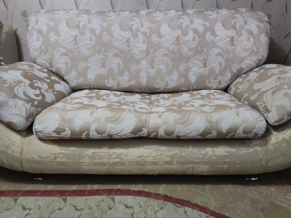 Продам софа и диван, в хорошем состоянии.