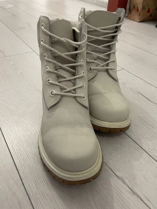 Ghete Timberland cu șireturi