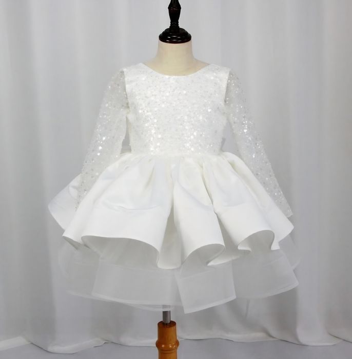 Продам праздничное детское платье