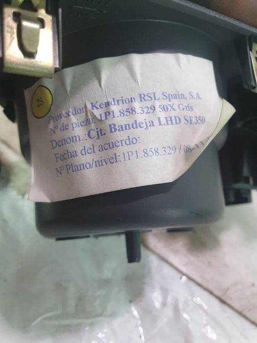 Suport pahare 1p1858329 Seat Leon 2 1P [2005 - 2009] 2.0 tdi BKD