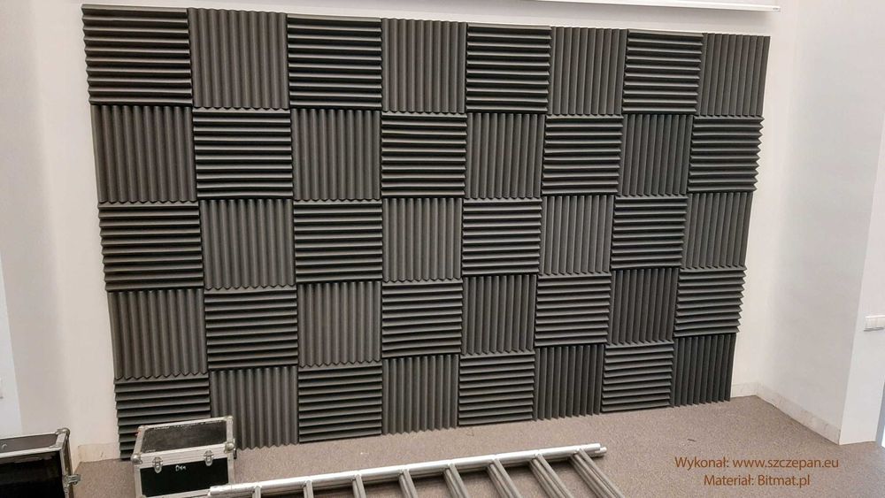 Акустические поролони  студия кинотеатр эхо шум звук.