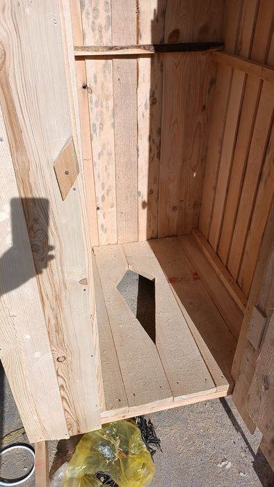 Уличный туалет готовый вариант