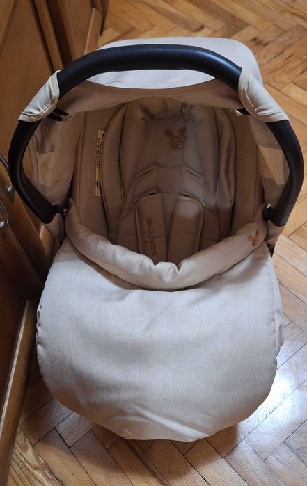 Бебешки кош за кола