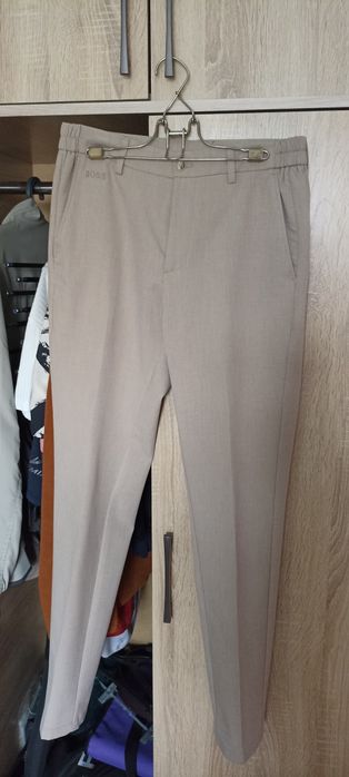 Стильные брюки Boss