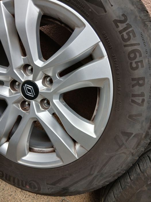 4 roti vara 215 65 R17 echipate originale Renault Austral 2024