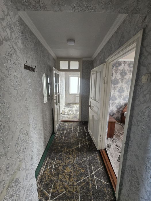 Аренда 2 хона 3 этаж микрорайон бозорча ёнида