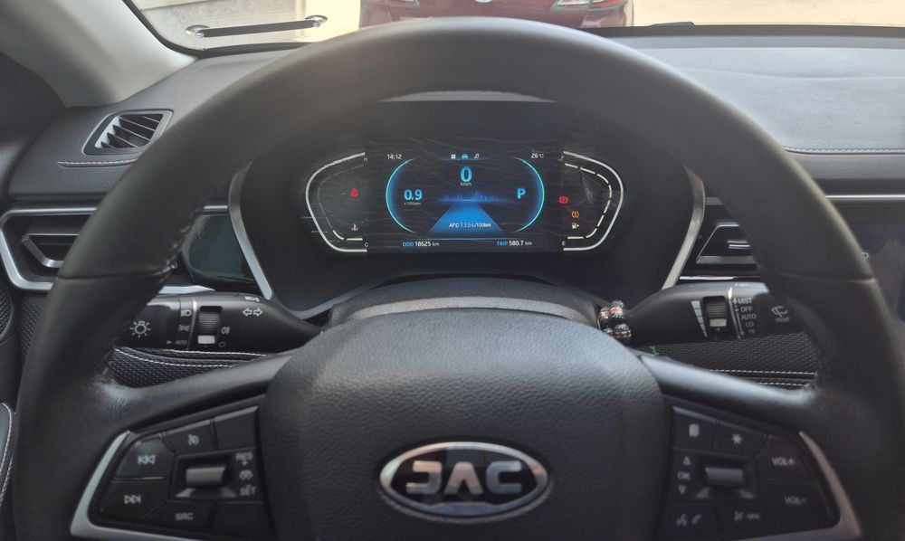 Продаётся автомобиль Jac j7