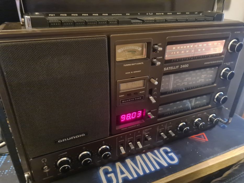 Grunding radio profesional 3400