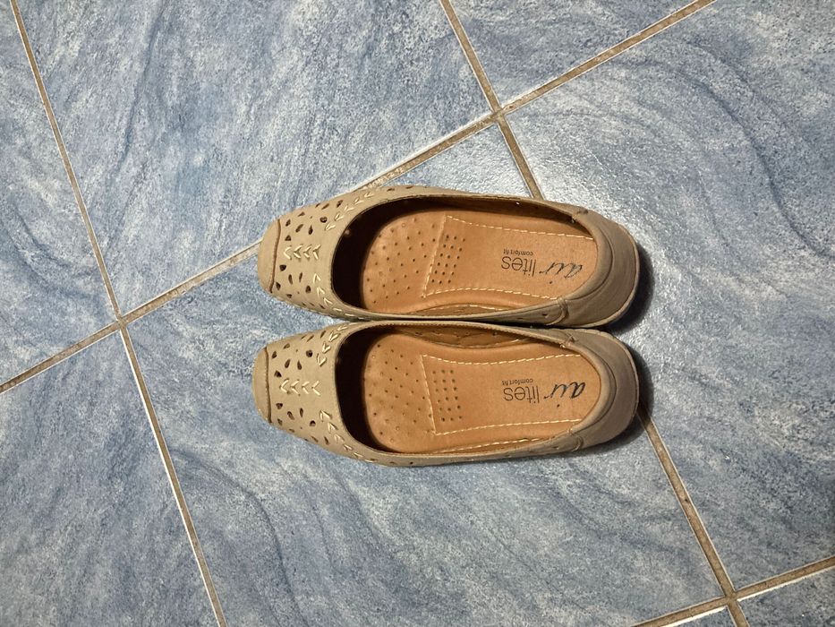 Pantofi balerini