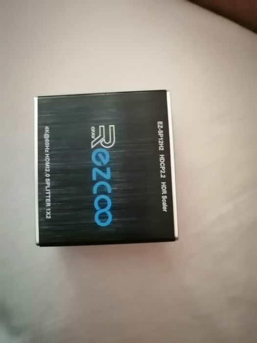 EZ-SP12H2 е 1x2 мини сплитер за Hdmi, Ultra HD 4K