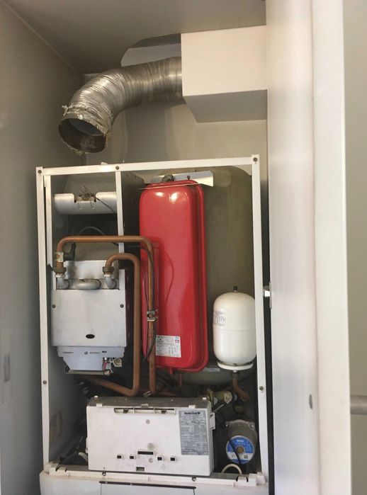 Centrala Saunier Duval ISOMAX C 28 E cu boiler incorporat Dezmembrez