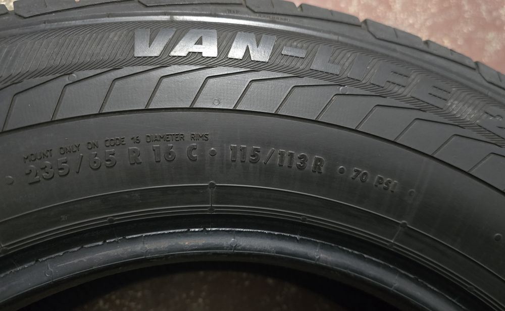 Anvelope de vară SEMPERIT 235/65/16c