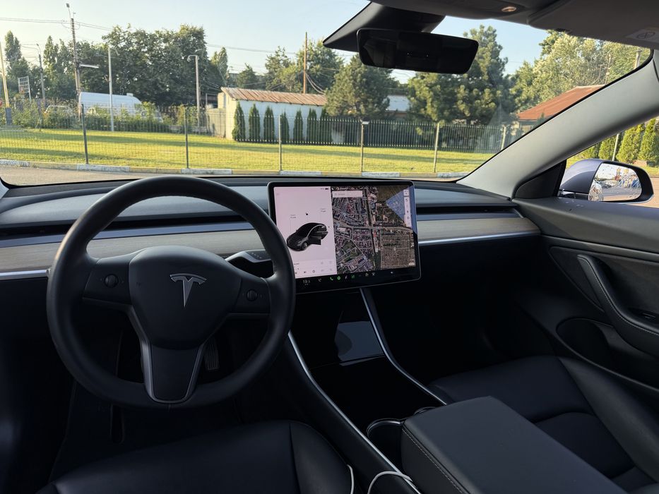 Tesla Model 3 Long Range