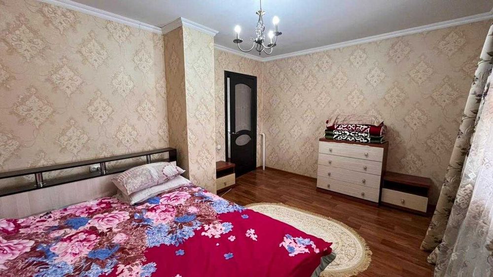 Продаю  % комнатный  дом СЗЖР