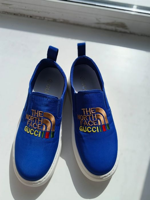 Продам женскую обувь