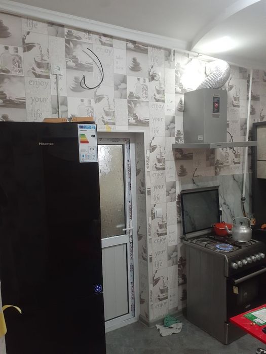 Продается участок в Чирчике 3 ком и кухня 3 соток ориентир гурпарк