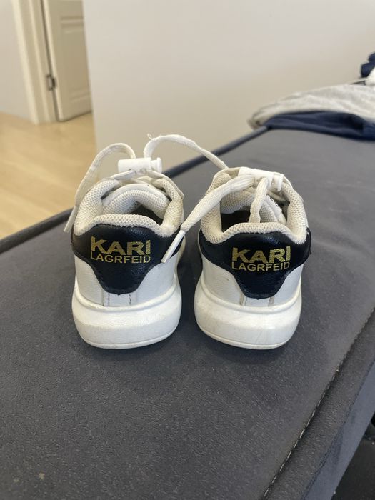 Продам детские кроссовки