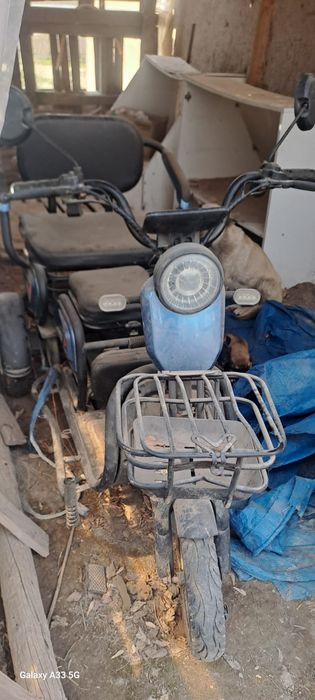 Электроскутер бу срочно продам