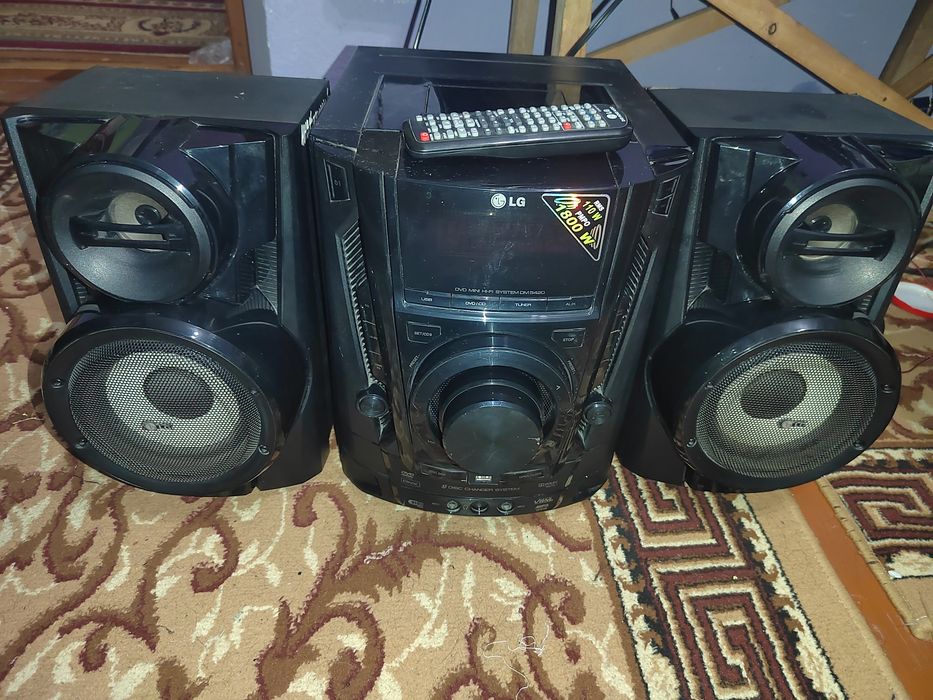 Музыкальный центр LG DM5420