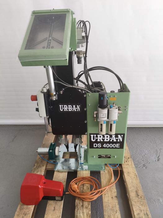 Двуглава автоматична винтонавивна машина URBAN DS 4000E-Германия
