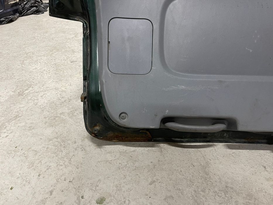 Крышка Багажника Тоёта Превия