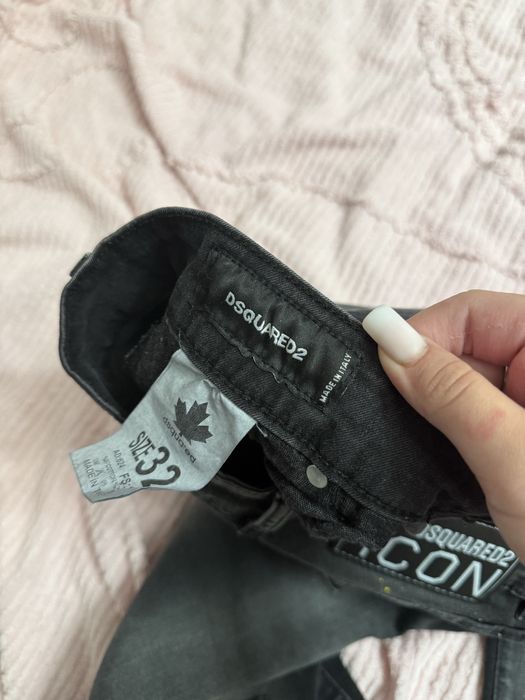 blugi dsquared2 , marimea 32 barbati