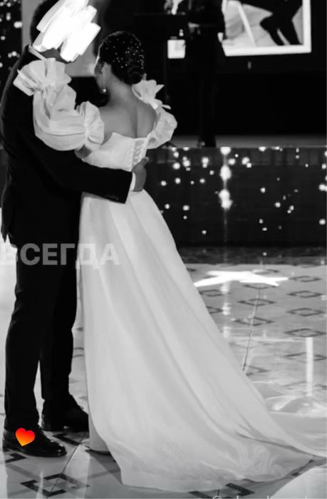 Платье свадебное