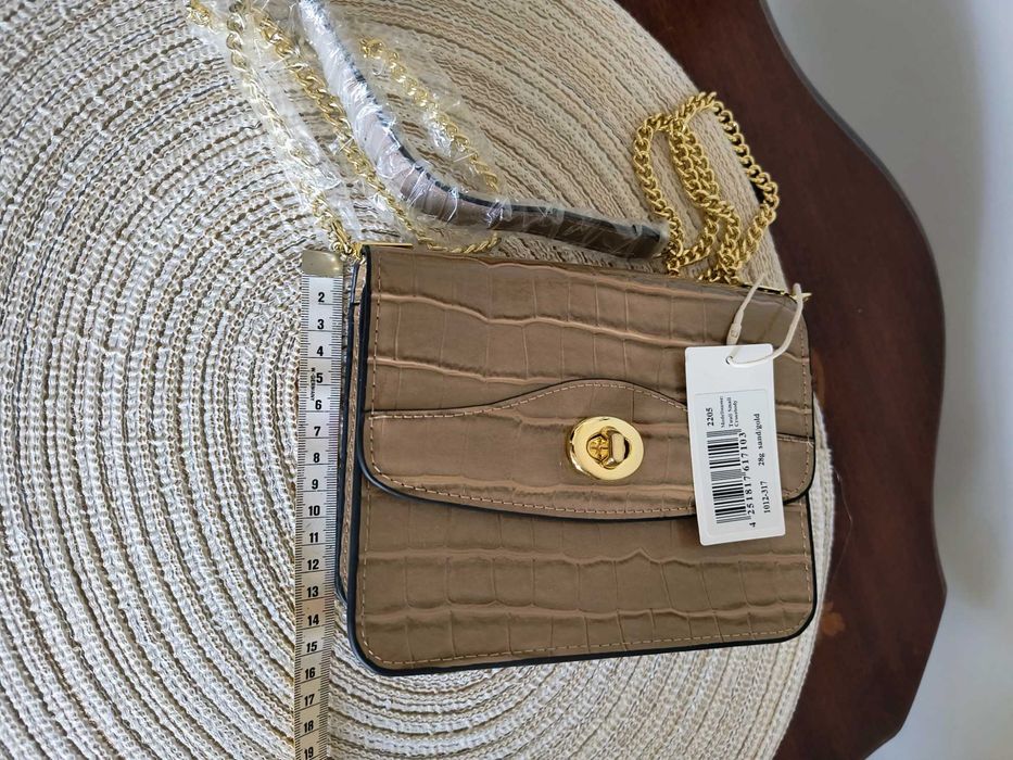 Poșetă Seidenfelt Manufaktur – Tuuli Small Crossbody în nuanța Sand/Gold.
