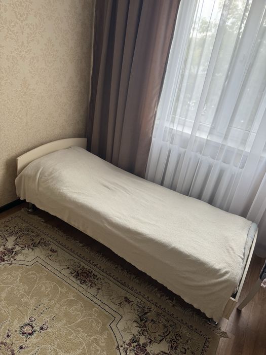 Односпальная кровать
