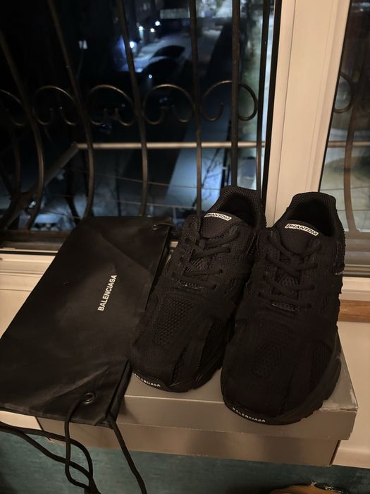 Продам кроссовки Balenciaga Phantom