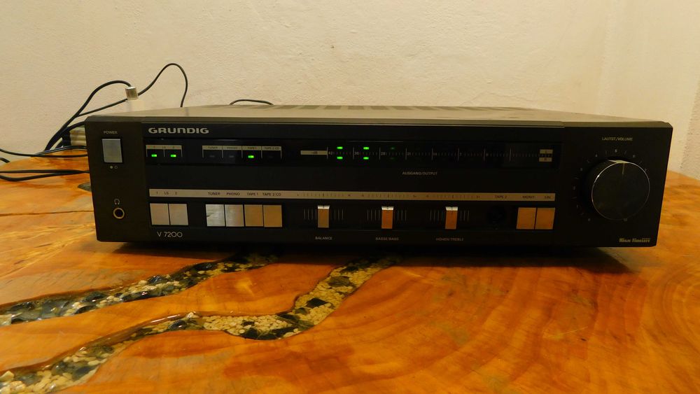 statie / amplificator grundig v 7200