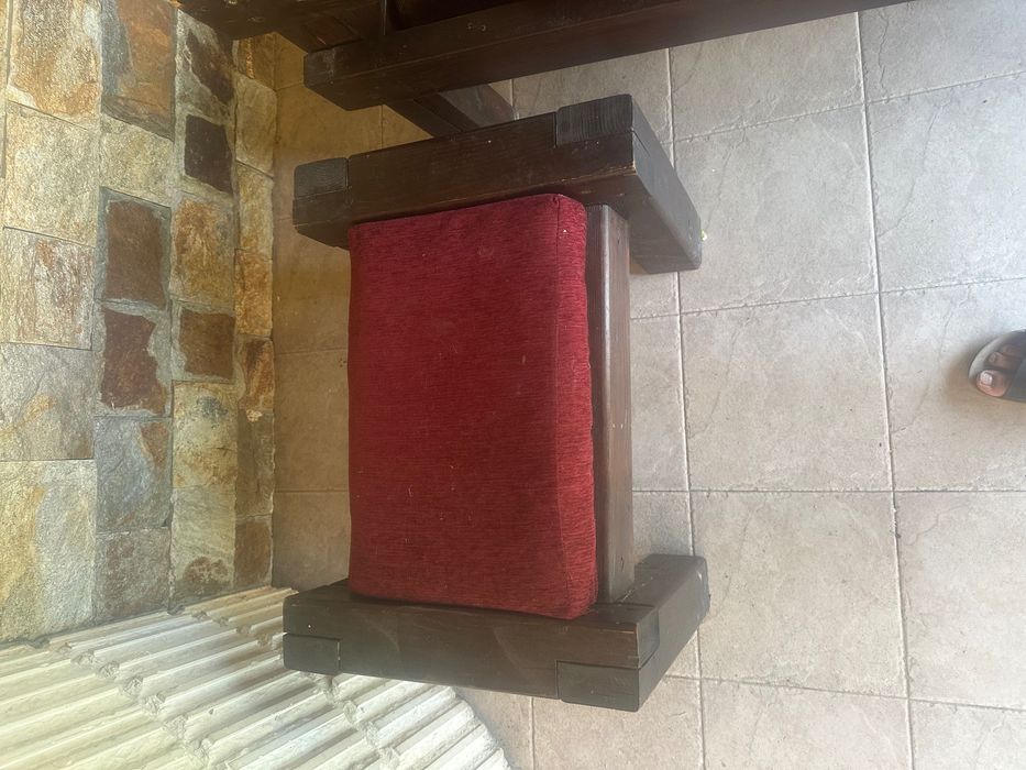 Дървени маси , пейки и табуретки за барбекю- комплект