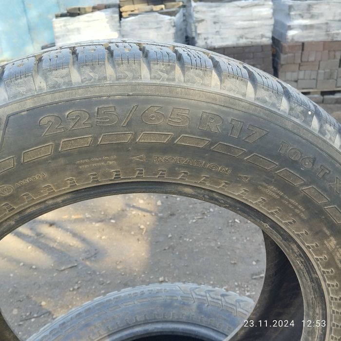 Продам шины на 17