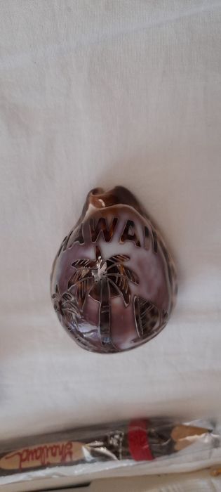 Сувениры по триста тг.