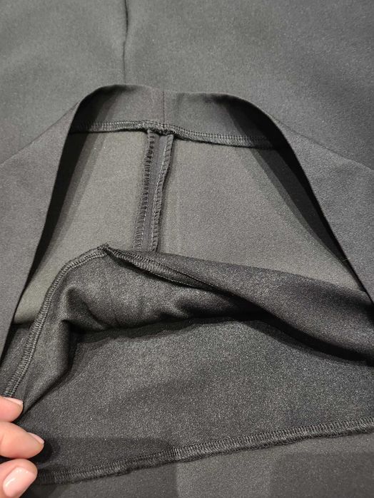 Нова  рокла р-р S/M с кожени елементи