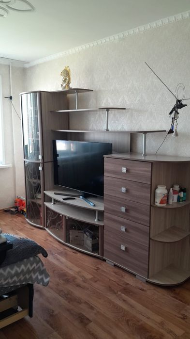 Продам стенку! В отличном состочнии! Самовывоз