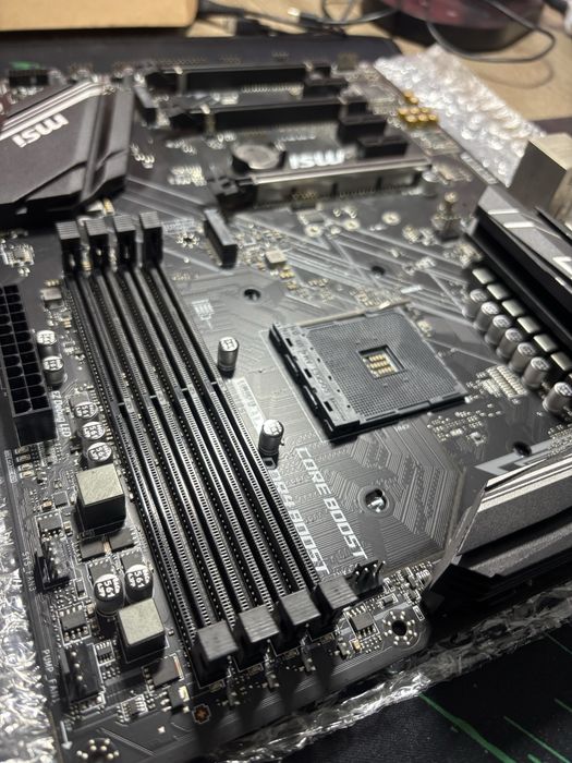 Дънна платка MSI X470 Gaming Plus Max