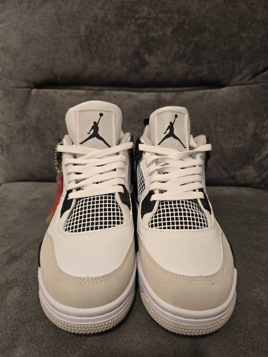 Nike jordan 4 military black nr 38 int 24 cm preț 400 lei