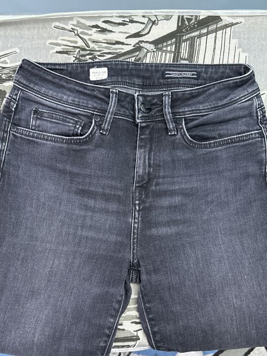 Vand blugi tommy hilfiger marimea 27-32