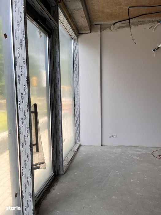 Închiriez spațiu comercial / SAD – 36 mp in cartierul Vienez Nord One