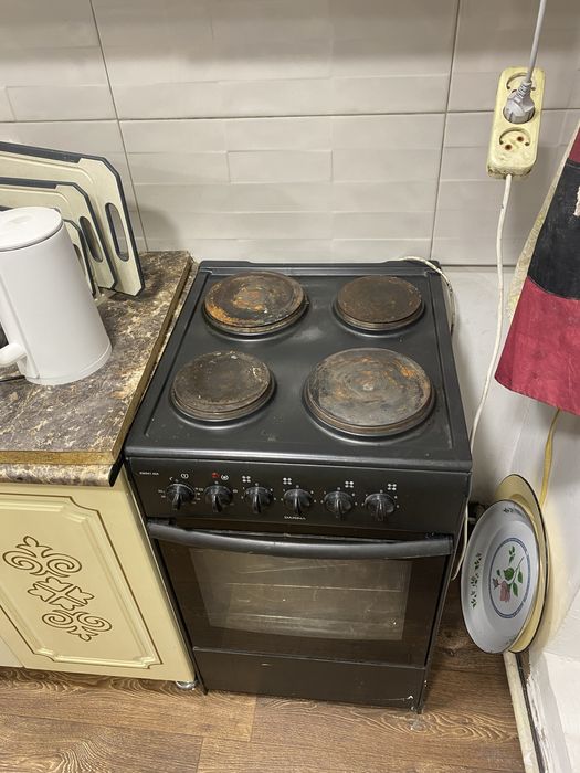 Продам плитку срочно