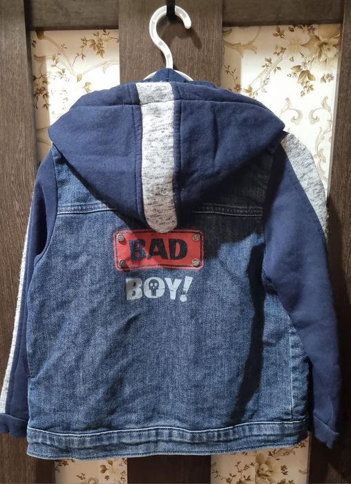 Продам детскую одежду