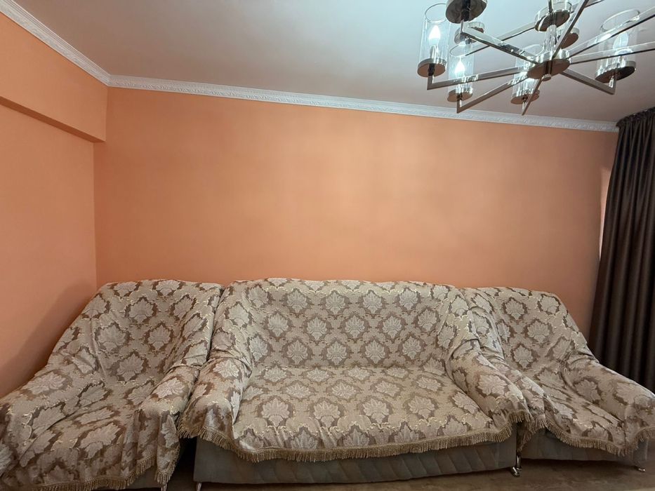 Диван с креслами