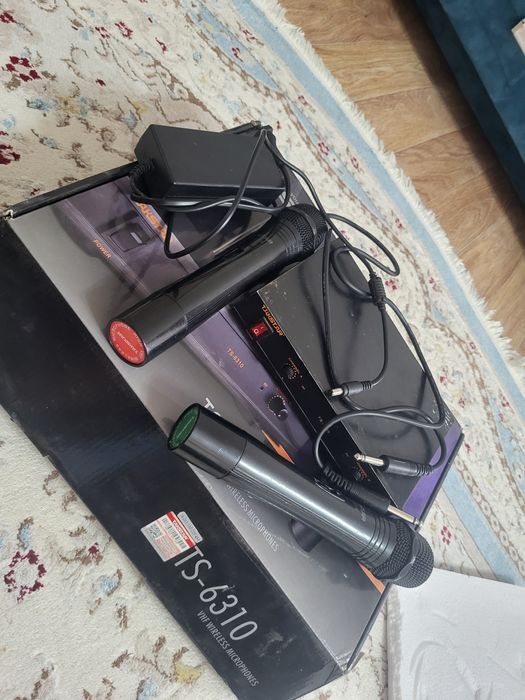 Продам микрофон такстар