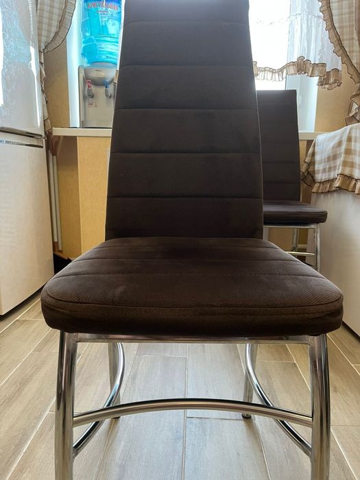 Стул кухонный, 4 штуки