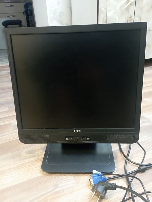 Монитор CTX 17" с динамиками