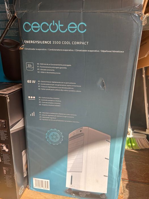 Компактен охладител Cecotec