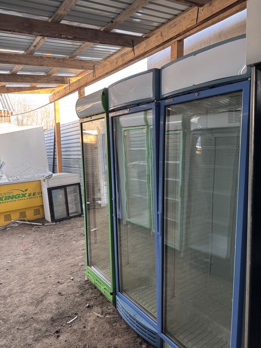 Витрины холодильники