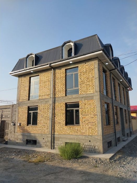 Срочно ховли сотилади